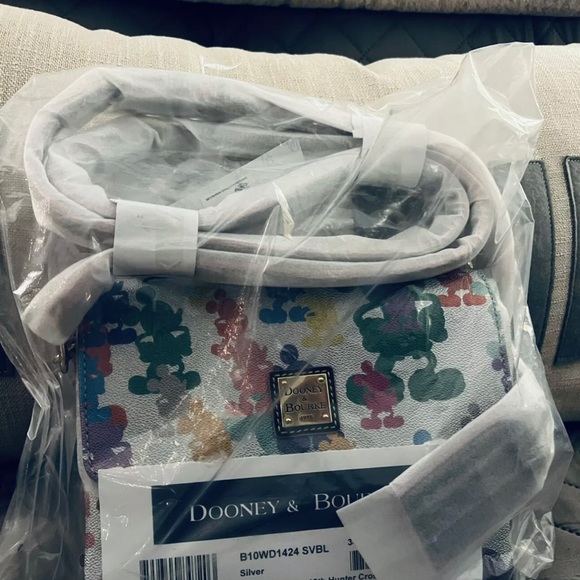 Disney Dooney Silver Wonder Mickey Mouse Crossbody - 10th Anniversary. - Picture 3 of 6